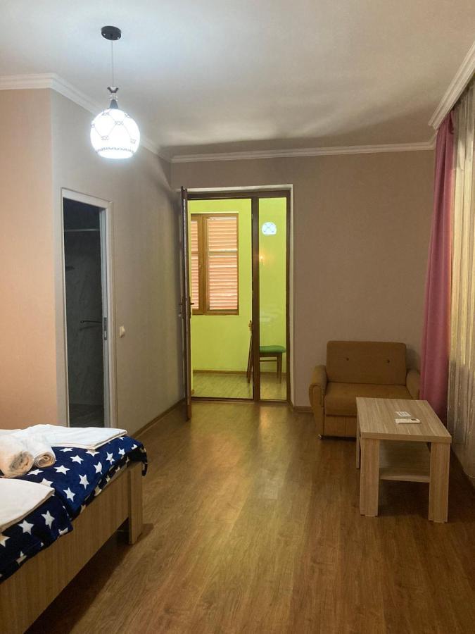 Happy Holiday Hotel Akhaltsikhe  Exterior photo